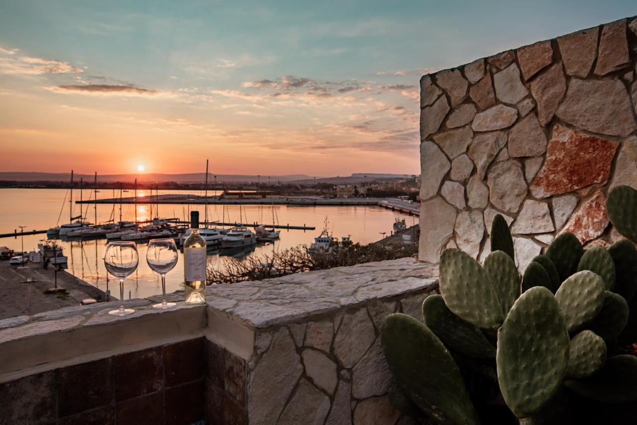 Palazzo Giunta - Porta Marina Ortigia Bed and breakfast
