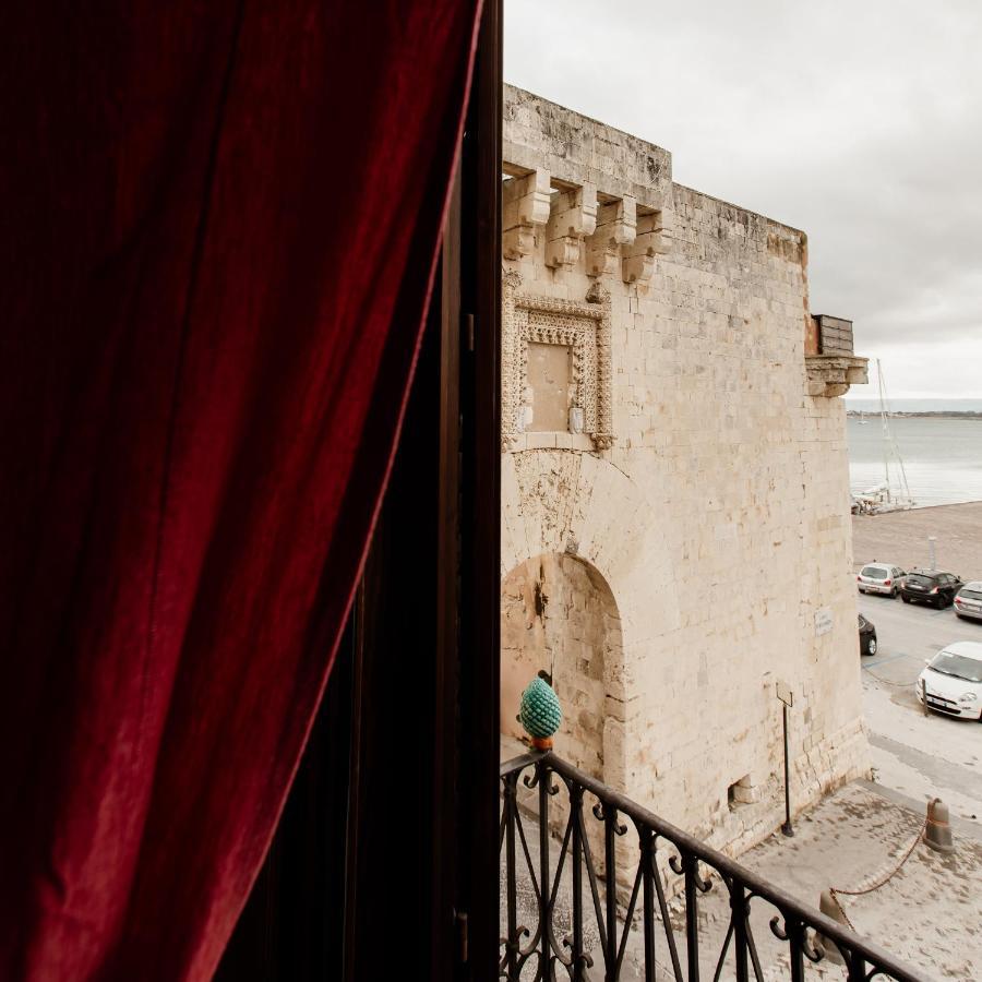 Palazzo Giunta - Porta Marina Ortigia Syracuse