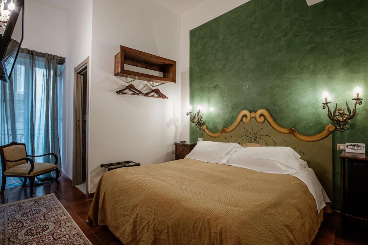 Bed & Breakfast Palazzo Giunta - Porta Marina Ortigia 3*
