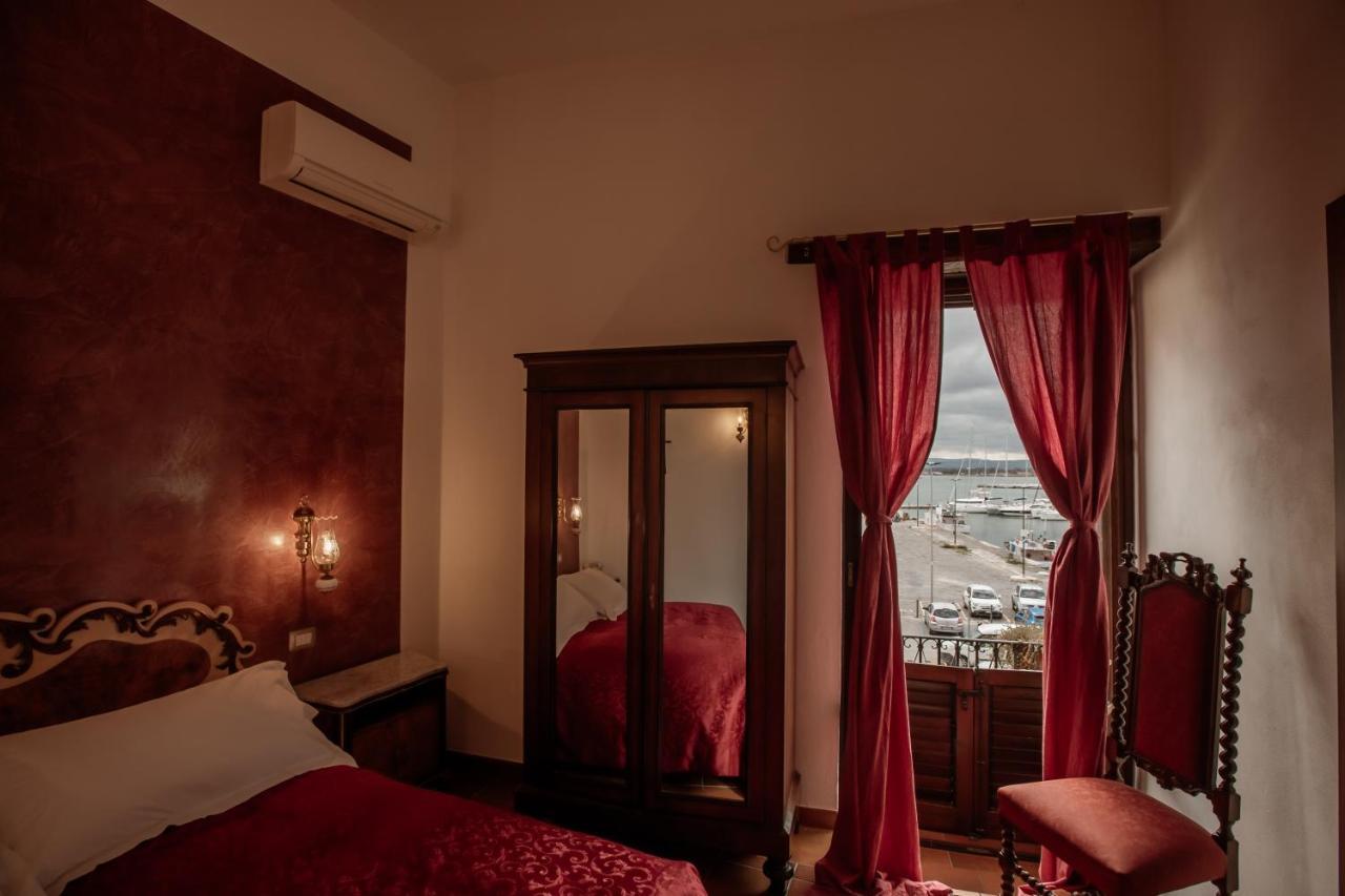 Palazzo Giunta - Porta Marina Ortigia Bed & Breakfast Syracuse