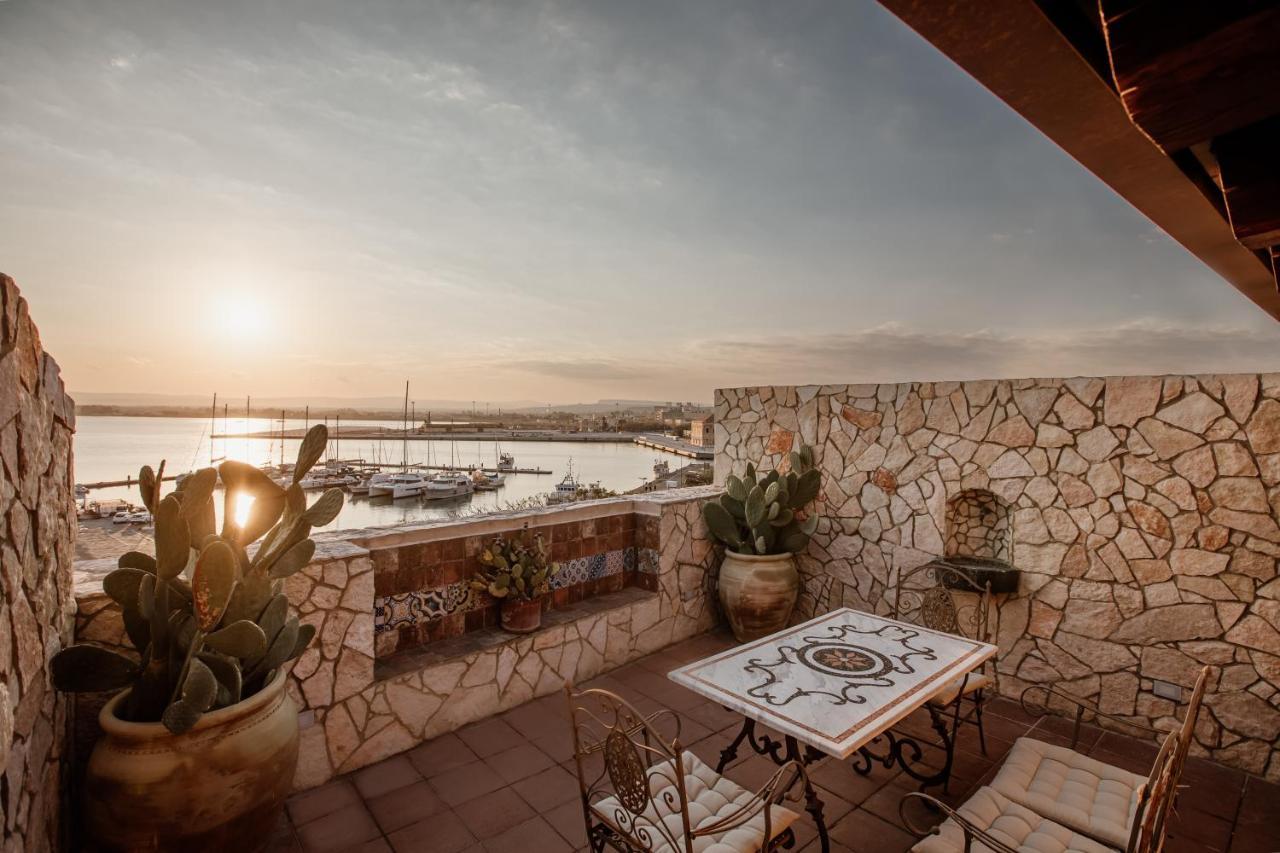 Palazzo Giunta - Porta Marina Ortigia Bed & Breakfast