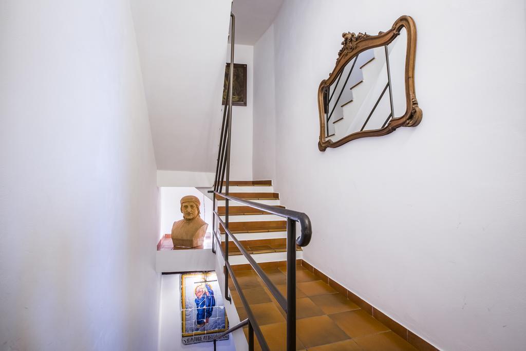 Bed & Breakfast Palazzo Giunta - Porta Marina Ortigia 3*