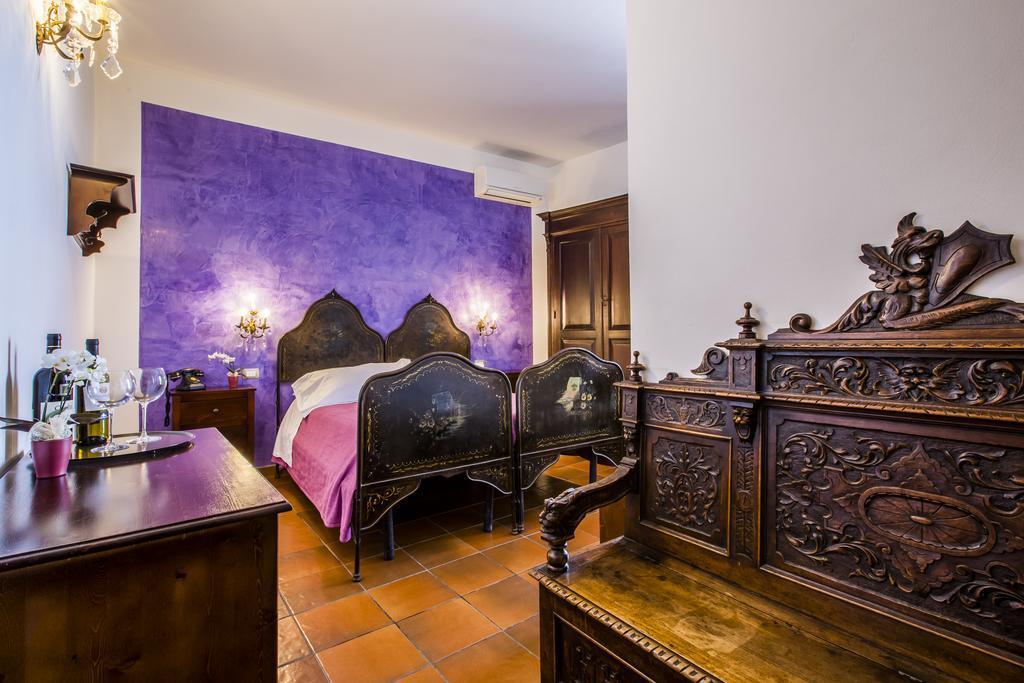 Bed & Breakfast Palazzo Giunta - Porta Marina Ortigia 3*